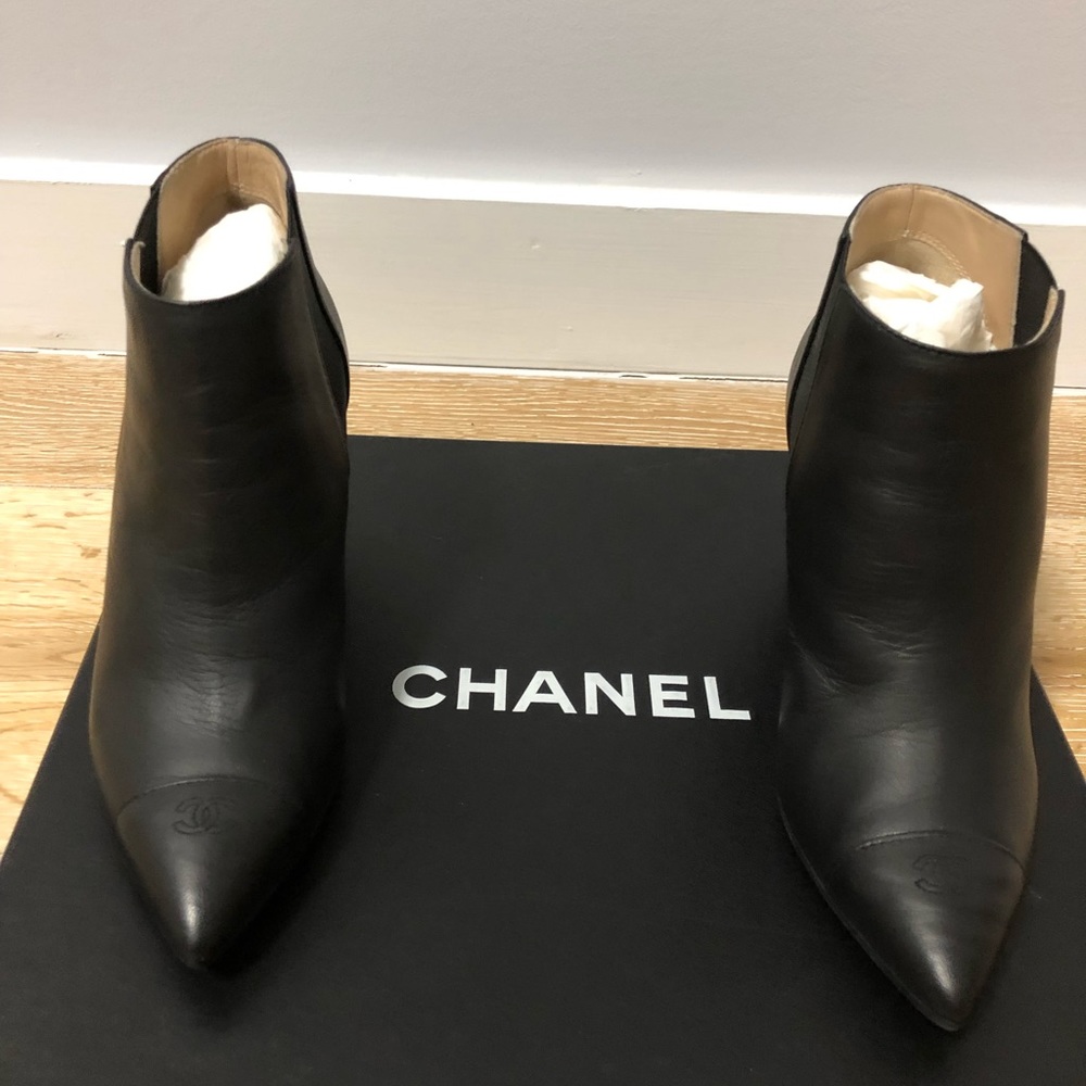 Two-toned goatskin short boots 85mm wedge